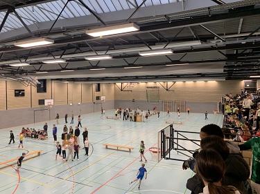 Völkerball1 Völkerball1 © KGS Stuhr-Brinkum